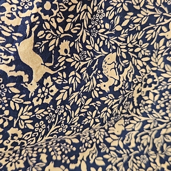 💕DOEN💕 O'Keeffe Top ~ Cream Blue Prancing Fawn Print Medium NWOT - Picture 11 of 14